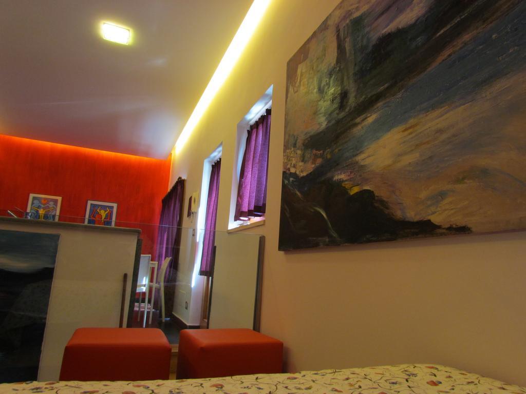 La Terrazza Sul Mare Bed & Breakfast Aci Castello Ngoại thất bức ảnh